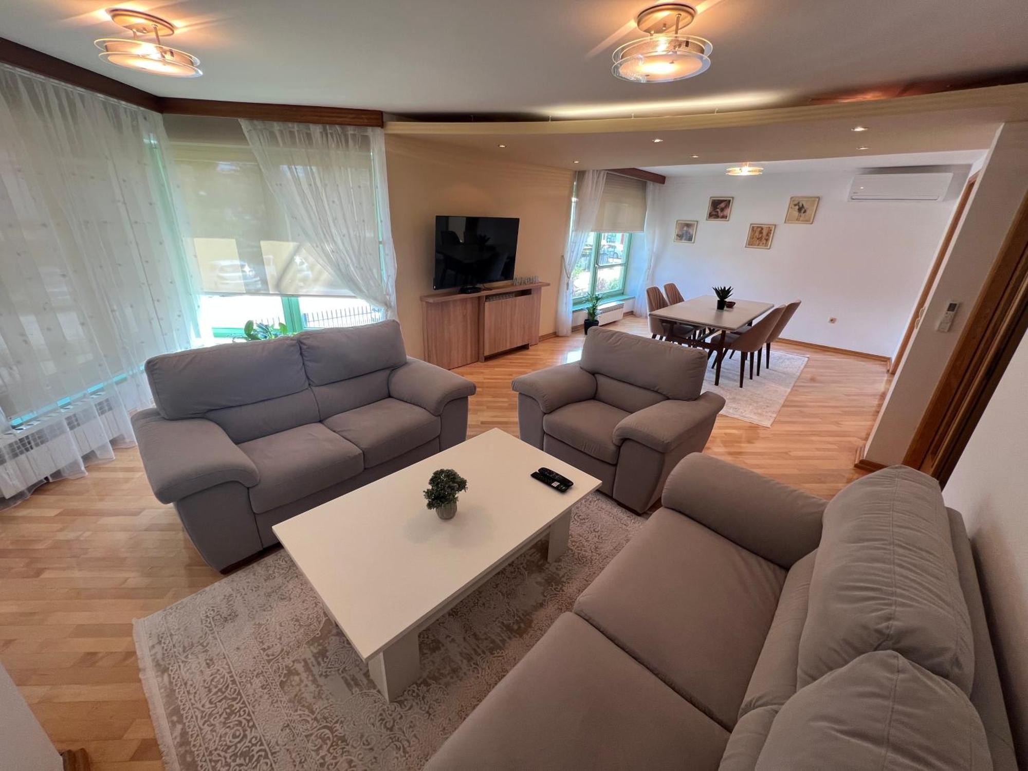 Apartment 1 *